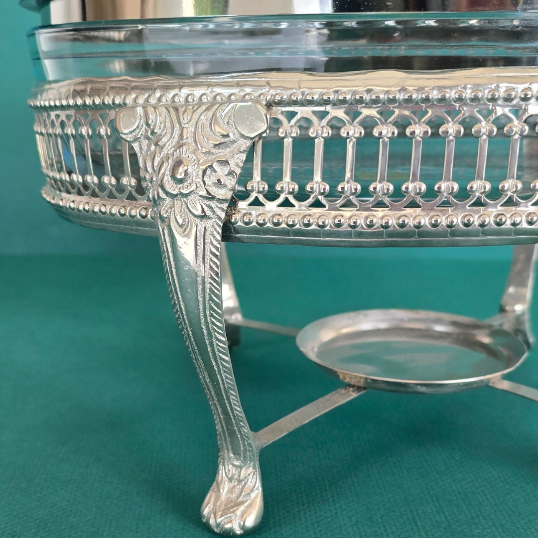 Scalloped Border Oval Chaffing Dish