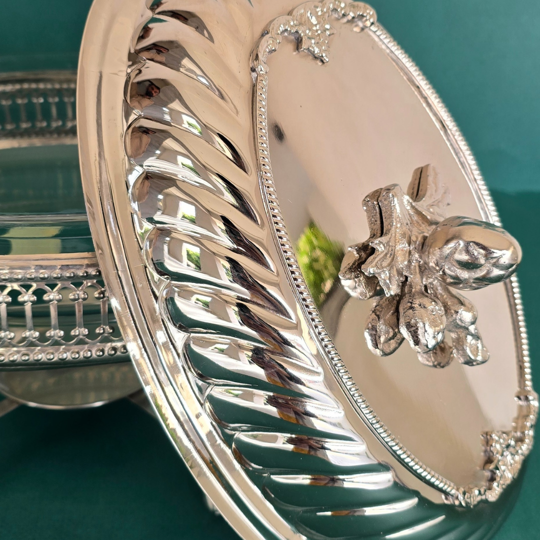 Scalloped Border Oval Chaffing Dish