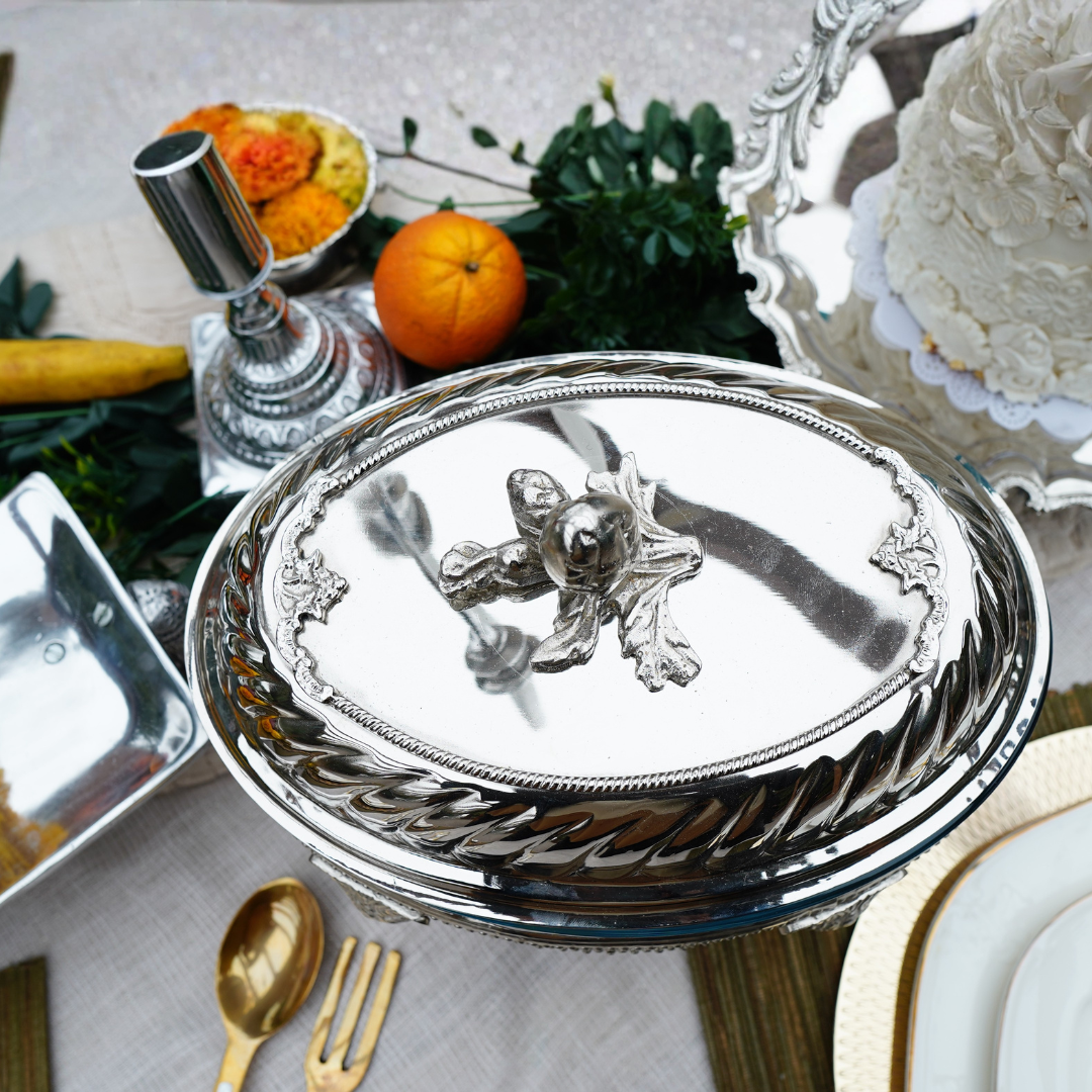 Scalloped Border Oval Chaffing Dish