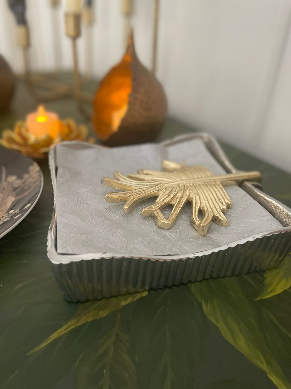 Leaf Napkin Holder