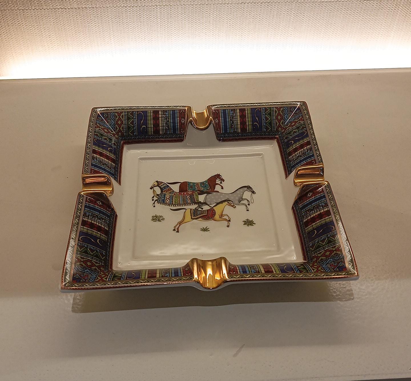 Ashtray
